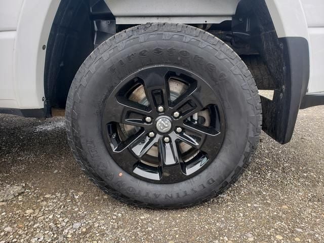 2020 RAM 1500 Laramie Crew Cab 4x4 5'7' Box