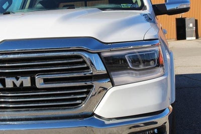 2020 RAM 1500 Laramie Crew Cab 4x4 5'7' Box