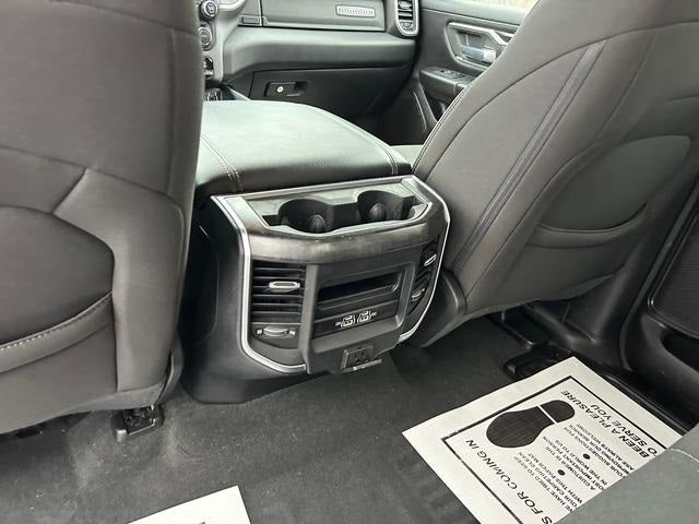 2022 RAM 1500 Big Horn Crew Cab 4x4 6'4' Box