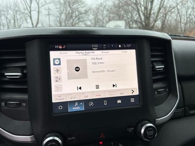 2022 RAM 1500 Big Horn Crew Cab 4x4 6'4' Box