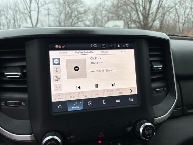 2022 RAM 1500 Big Horn Crew Cab 4x4 6'4' Box