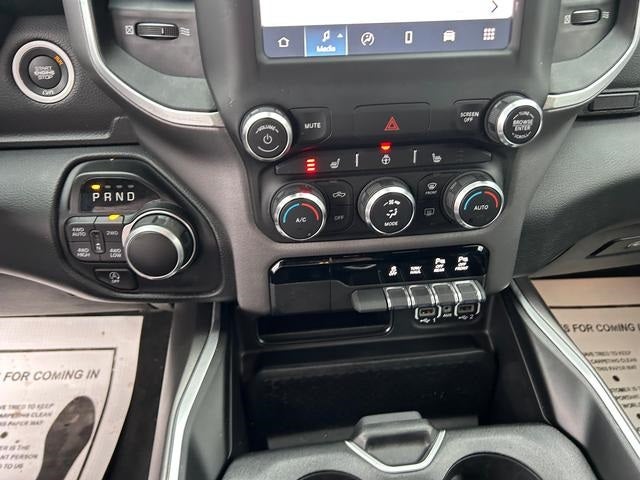 2022 RAM 1500 Big Horn Crew Cab 4x4 6'4' Box