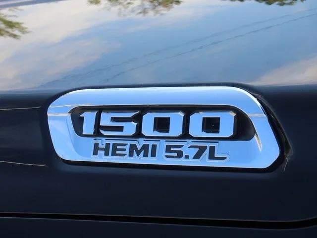 2022 RAM 1500 Big Horn Quad Cab 4x4 6'4' Box