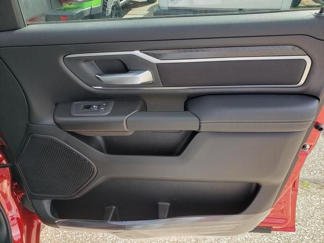 2027 RAM Ram 1500 RAM 1500 BIG HORN CREW CAB 4X4 5'7' BOX