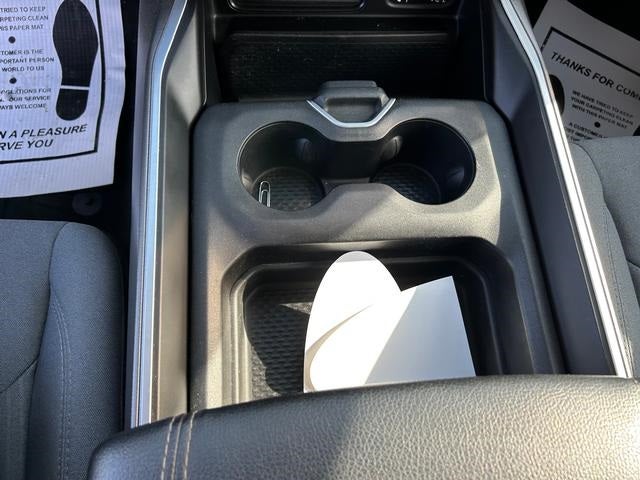 2020 RAM 1500 Big Horn Crew Cab 4x4 5'7' Box