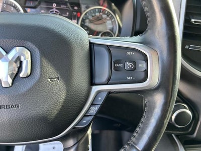 2020 RAM 1500 Big Horn Crew Cab 4x4 5'7' Box