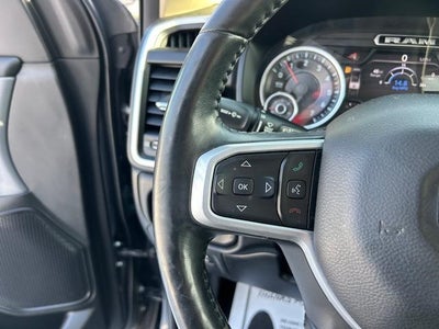 2020 RAM 1500 Big Horn Crew Cab 4x4 5'7' Box