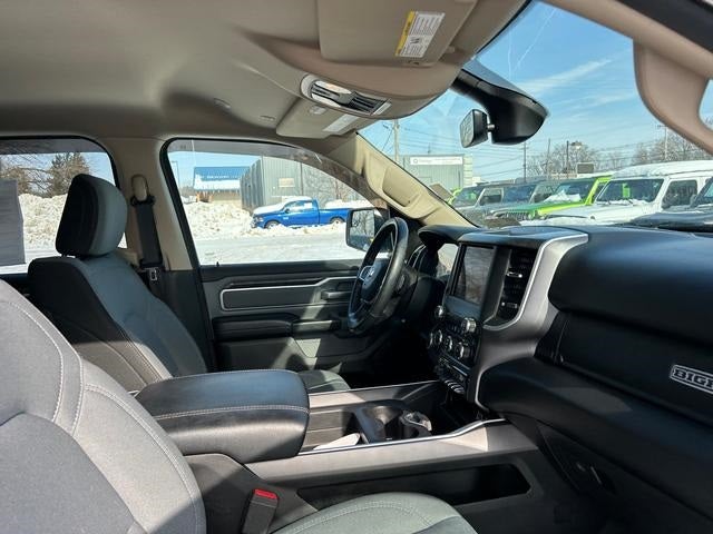 2020 RAM 1500 Big Horn Crew Cab 4x4 5'7' Box