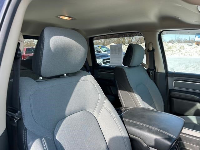 2020 RAM 1500 Big Horn Crew Cab 4x4 5'7' Box