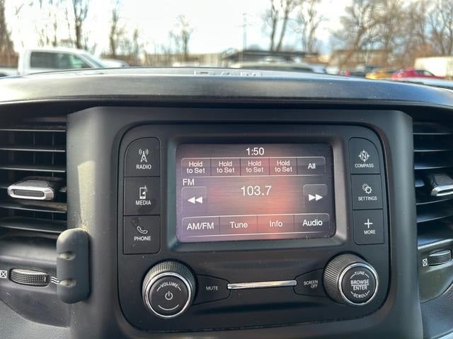 2022 RAM 1500 Big Horn Crew Cab 4x4 5'7' Box