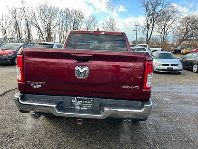 2022 RAM 1500 Big Horn Crew Cab 4x4 5'7' Box