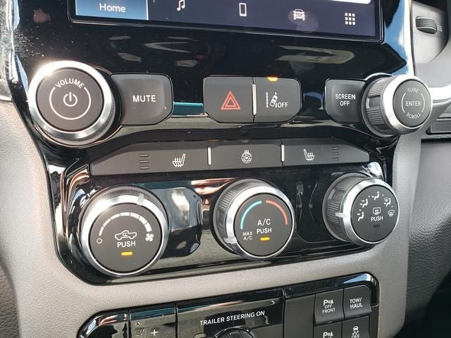 2026 RAM 1500 Big Horn Crew Cab 4x4 5'7' Box