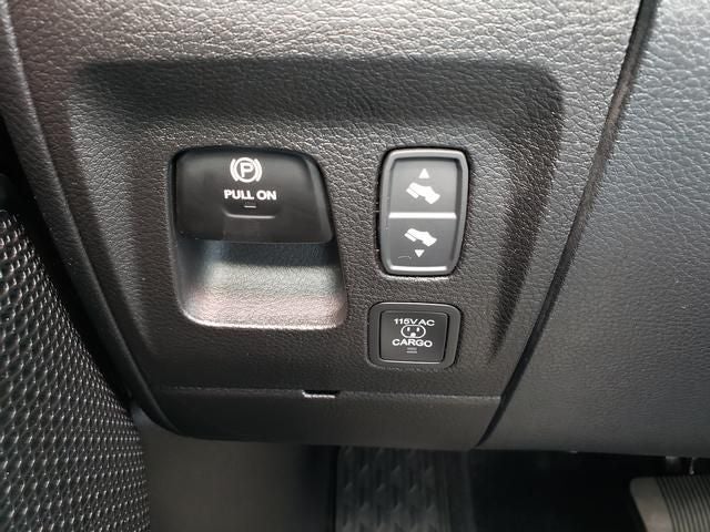 2026 RAM 1500 Big Horn Crew Cab 4x4 5'7' Box