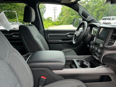 2021 RAM 1500 Big Horn Crew Cab 4x4 5'7' Box