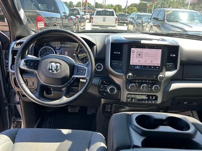 2022 RAM 1500 Big Horn Crew Cab 4x4 5'7' Box