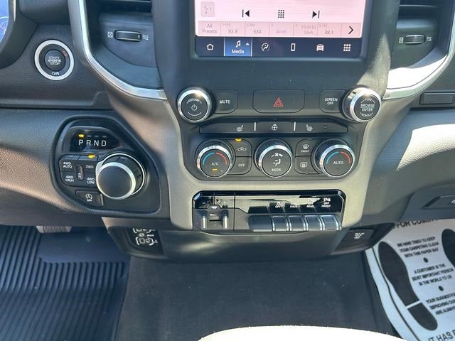 2022 RAM 1500 Big Horn Crew Cab 4x4 5'7' Box