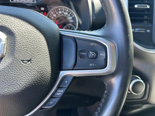 2022 RAM 1500 Big Horn Crew Cab 4x4 5'7' Box