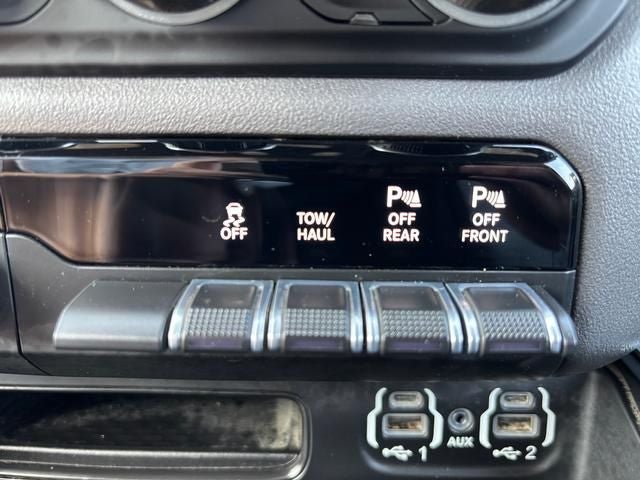 2021 RAM 1500 Big Horn Crew Cab 4x4 5'7' Box