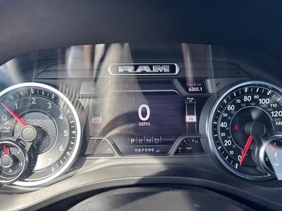 2021 RAM 1500 Big Horn Crew Cab 4x4 5'7' Box