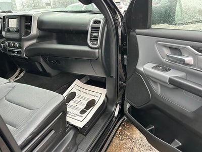 2022 RAM 1500 Big Horn Crew Cab 4x4 5'7' Box