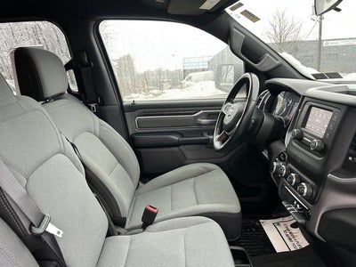 2022 RAM 1500 Big Horn Crew Cab 4x4 5'7' Box