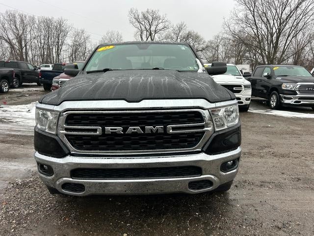 2022 RAM 1500 Big Horn Crew Cab 4x4 5'7' Box