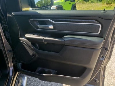 2020 RAM 1500 Big Horn Crew Cab 4x4 5'7' Box