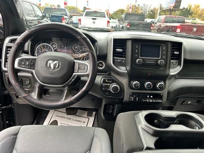 2022 RAM 1500 Big Horn Crew Cab 4x4 5'7' Box