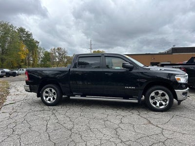 2022 RAM 1500 Big Horn Crew Cab 4x4 5'7' Box