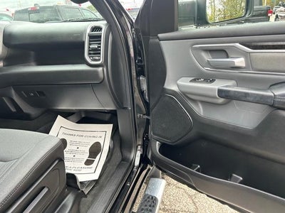 2022 RAM 1500 Big Horn Crew Cab 4x4 5'7' Box