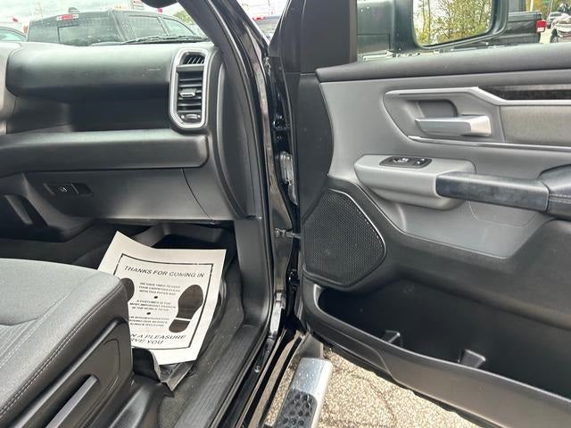 2022 RAM 1500 Big Horn Crew Cab 4x4 5'7' Box