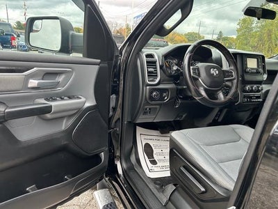 2022 RAM 1500 Big Horn Crew Cab 4x4 5'7' Box