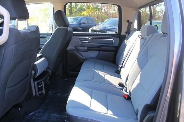 2019 RAM 1500 Big Horn/Lone Star Crew Cab 4x4 5'7' Box