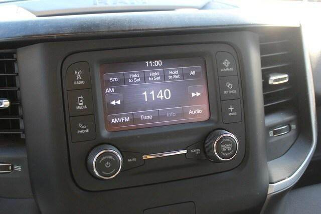 2019 RAM 1500 Big Horn/Lone Star Crew Cab 4x4 5'7' Box