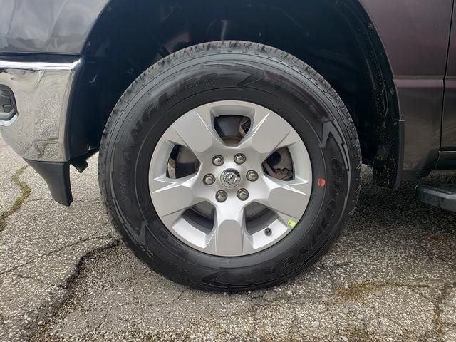 2019 RAM 1500 Big Horn/Lone Star Crew Cab 4x4 5'7' Box