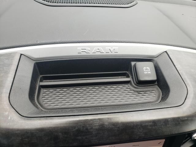 2023 RAM 1500 Big Horn Crew Cab 4x4 5'7' Box