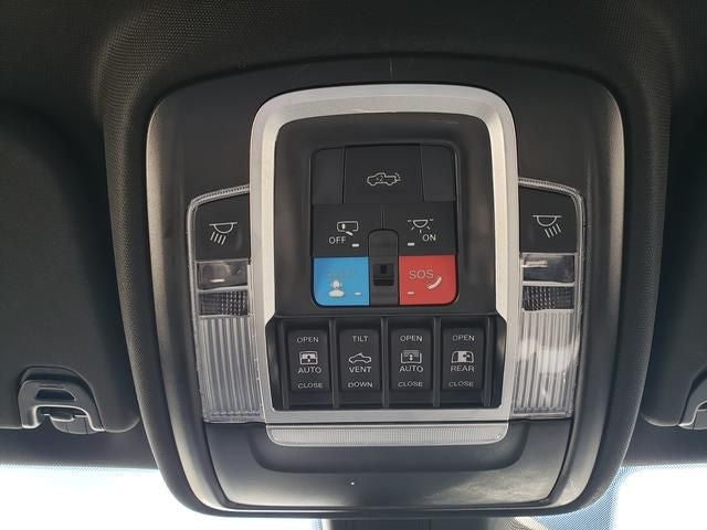 2025 RAM 1500 Limited Crew Cab 4x4 5'7' Box