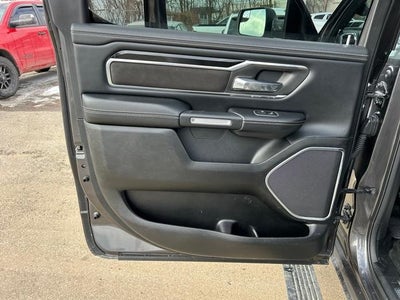 2021 RAM 1500 Laramie Crew Cab 4x4 5'7' Box