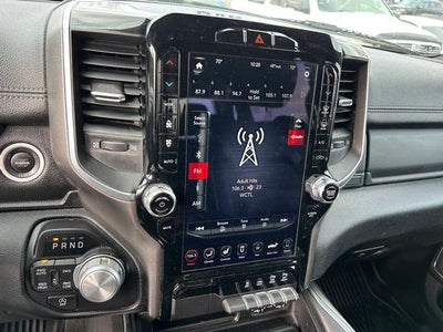 2021 RAM 1500 Laramie Crew Cab 4x4 5'7' Box