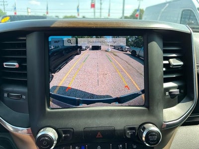 2022 RAM 1500 Laramie Crew Cab 4x4 5'7' Box