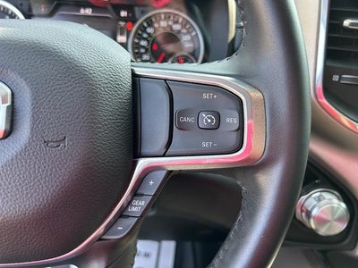 2022 RAM 1500 Laramie Crew Cab 4x4 5'7' Box