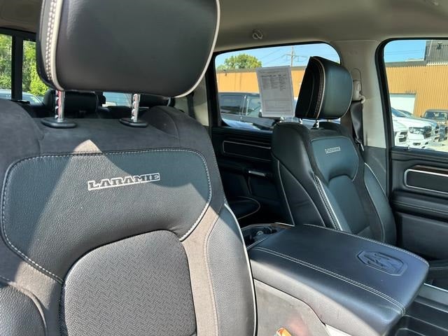 2022 RAM 1500 Laramie Crew Cab 4x4 5'7' Box