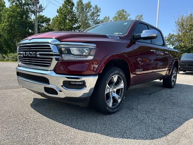 2022 RAM 1500 Laramie Crew Cab 4x4 5'7' Box