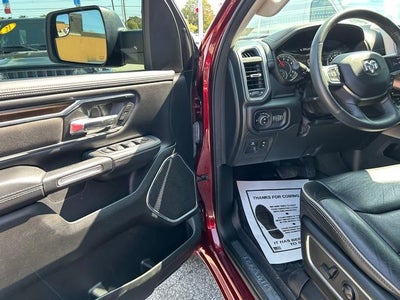 2022 RAM 1500 Laramie Crew Cab 4x4 5'7' Box