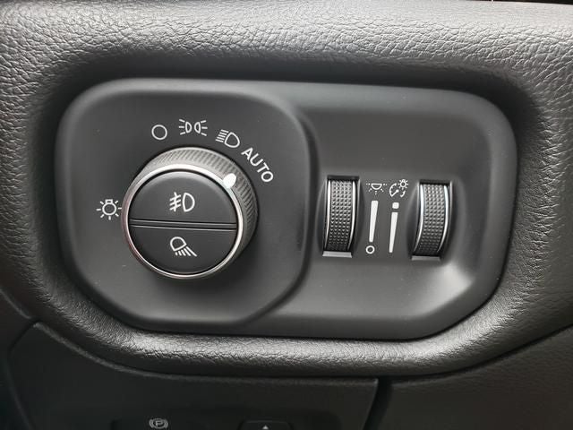 2025 RAM 1500 Rebel Crew Cab 4x4 5'7' Box