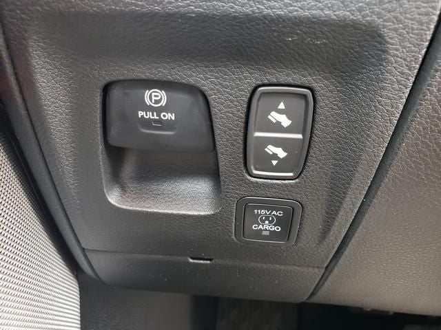 2025 RAM 1500 Rebel Crew Cab 4x4 5'7' Box