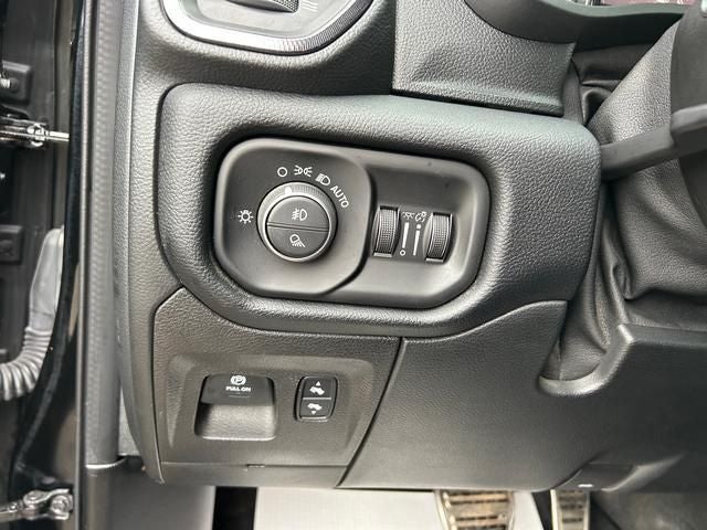 2022 RAM 1500 Rebel Crew Cab 4x4 5'7' Box