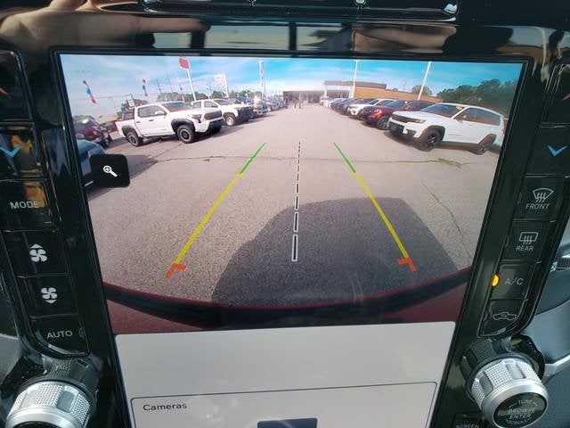 2023 RAM 1500 Big Horn Crew Cab 4x4 6'4' Box