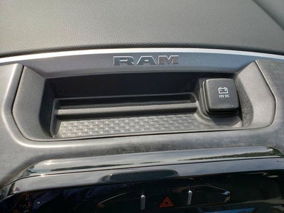 2023 RAM 1500 Big Horn Crew Cab 4x4 6'4' Box