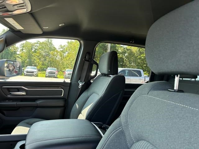 2022 RAM 1500 Big Horn Crew Cab 4x4 6'4' Box